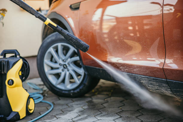 Best Pressure Washing Contractors  in St Ignace, MI